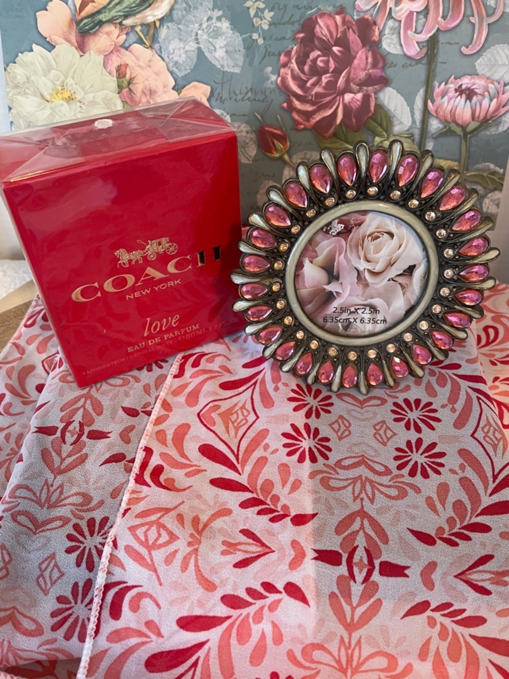 Coach Love Eau de Parfum in Red and Gold Box 50 mil - Picture 6 of 7